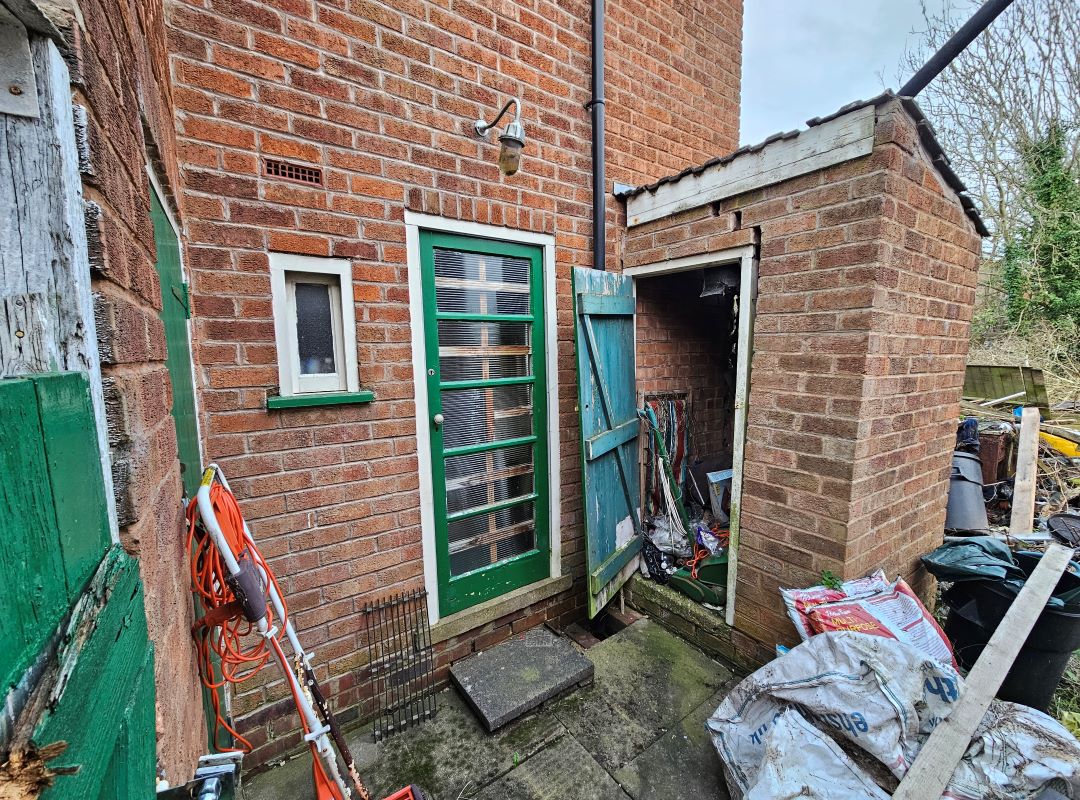 347 Rednal Road, Kings Norton, Birmingham, West Midlands, B38 8EE