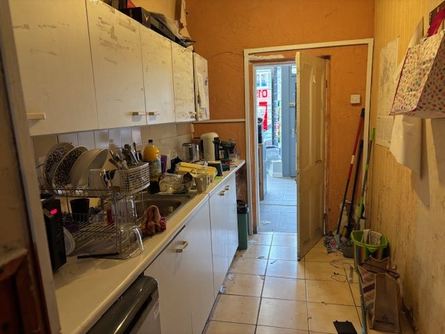 200 Hednesford Road, Heath Hayes, Cannock, Staffordshire, WS12 3DZ