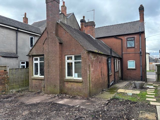 200 Hednesford Road, Heath Hayes, Cannock, Staffordshire, WS12 3DZ