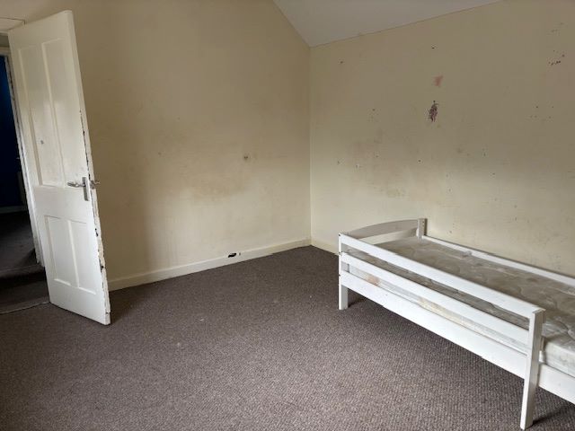 200A Hednesford Road, Heath Hayes, Cannock, Staffordshire, WS12 3DZ