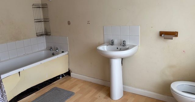 200A Hednesford Road, Heath Hayes, Cannock, Staffordshire, WS12 3DZ