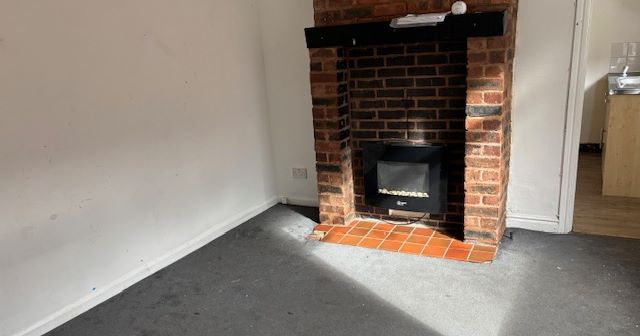 200A Hednesford Road, Heath Hayes, Cannock, Staffordshire, WS12 3DZ