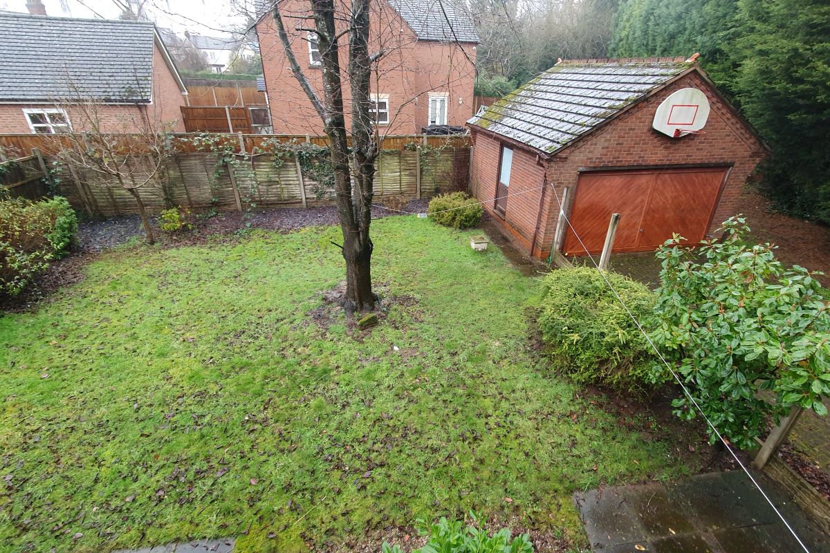 5 The Hedgerows, Shortbutts Lane, Lichfield, Staffordshire, WS14 9BU