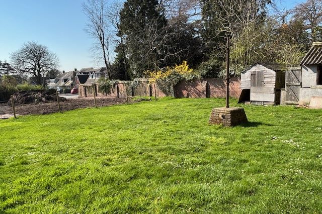 Former Garages/Stables/Yard, 123 New Penkridge Road, Cannock, Staffordshire, WS11 1HN