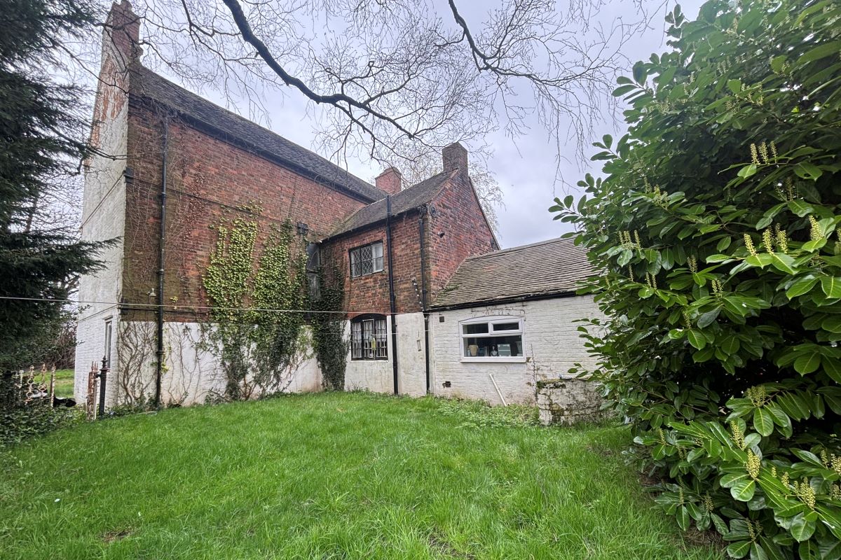 Black Lees Farm,, Wolverhampton Road, Shareshill, Wolverhampton, West Mids, WV10 7LY