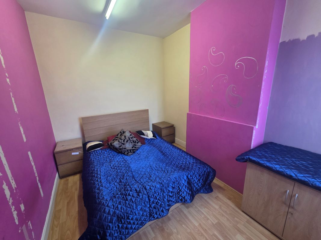329 Shaftmoor Lane, Hall Green, Birmingham, B28 8SJ