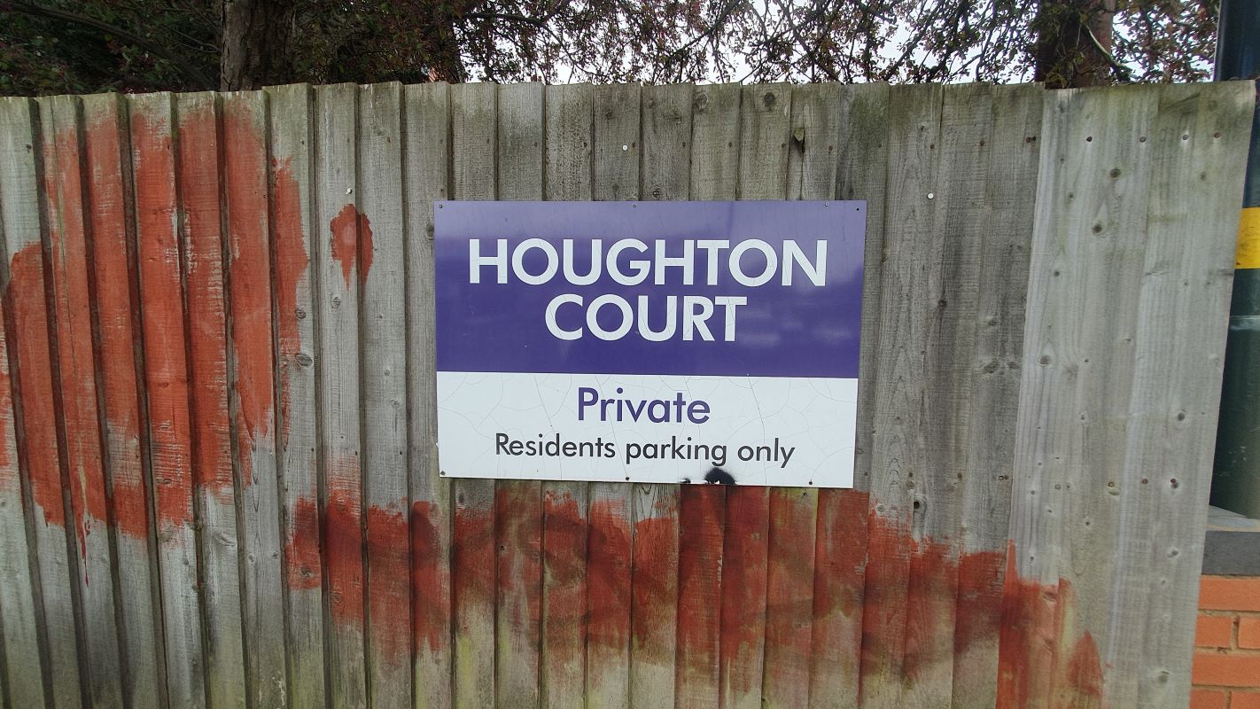 8 Houghton Court, Priory Road, Hall Green, Birmingham, West Midlands, B28 0TA