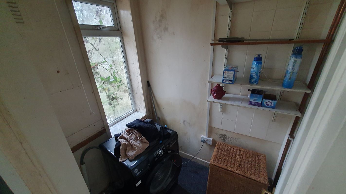 182 High Street, Chasetown, Burntwood, Staffordshire, WS7 3XH