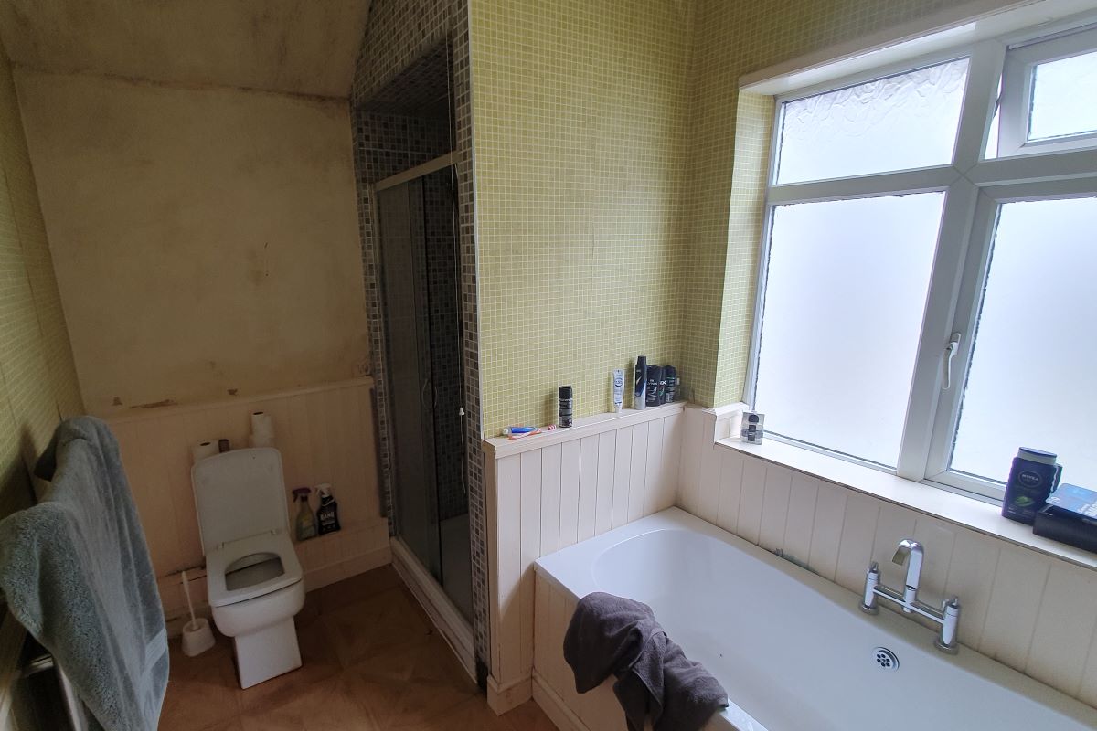 182 High Street, Chasetown, Burntwood, Staffordshire, WS7 3XH