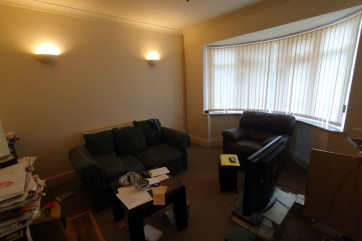 182 High Street, Chasetown, Burntwood, Staffordshire, WS7 3XH