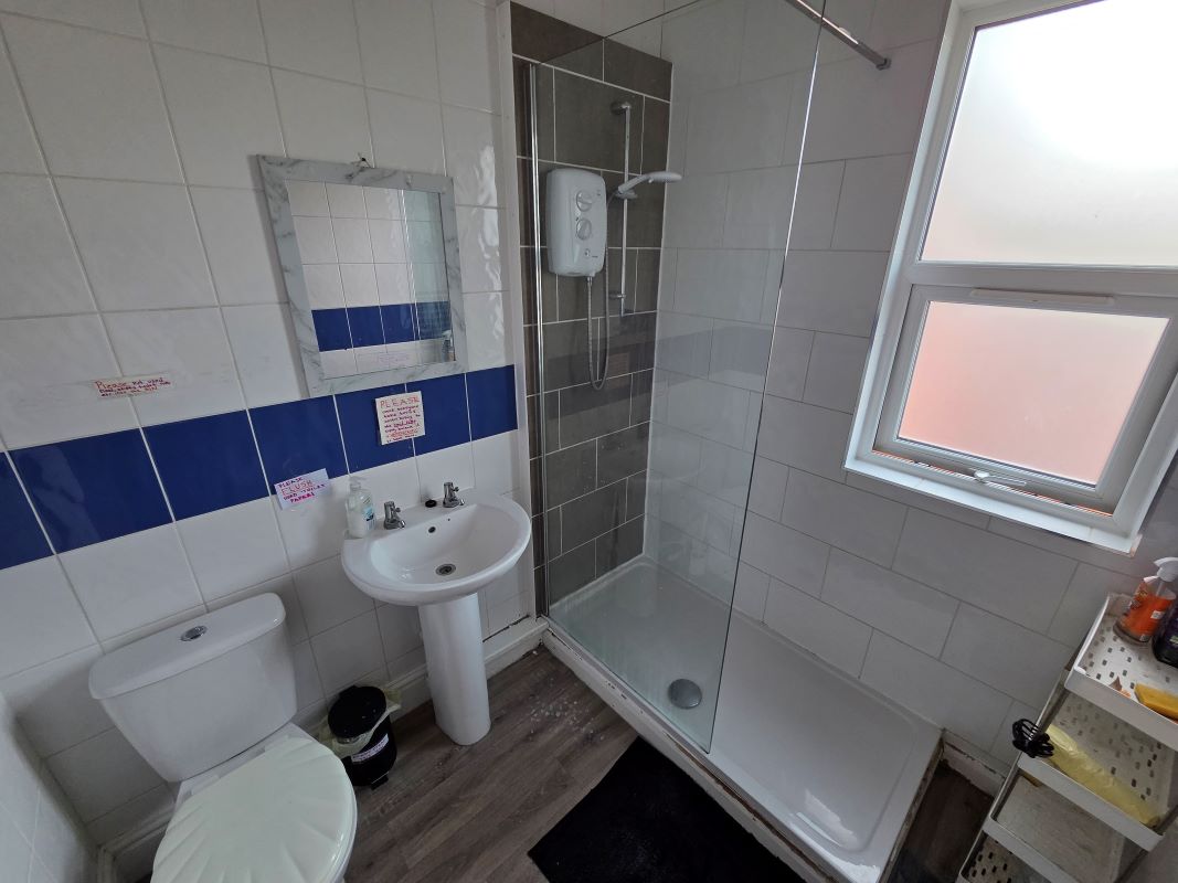 18 Barnsley Road, Edgbaston, Birmingham, West Midlands, B17 8ED