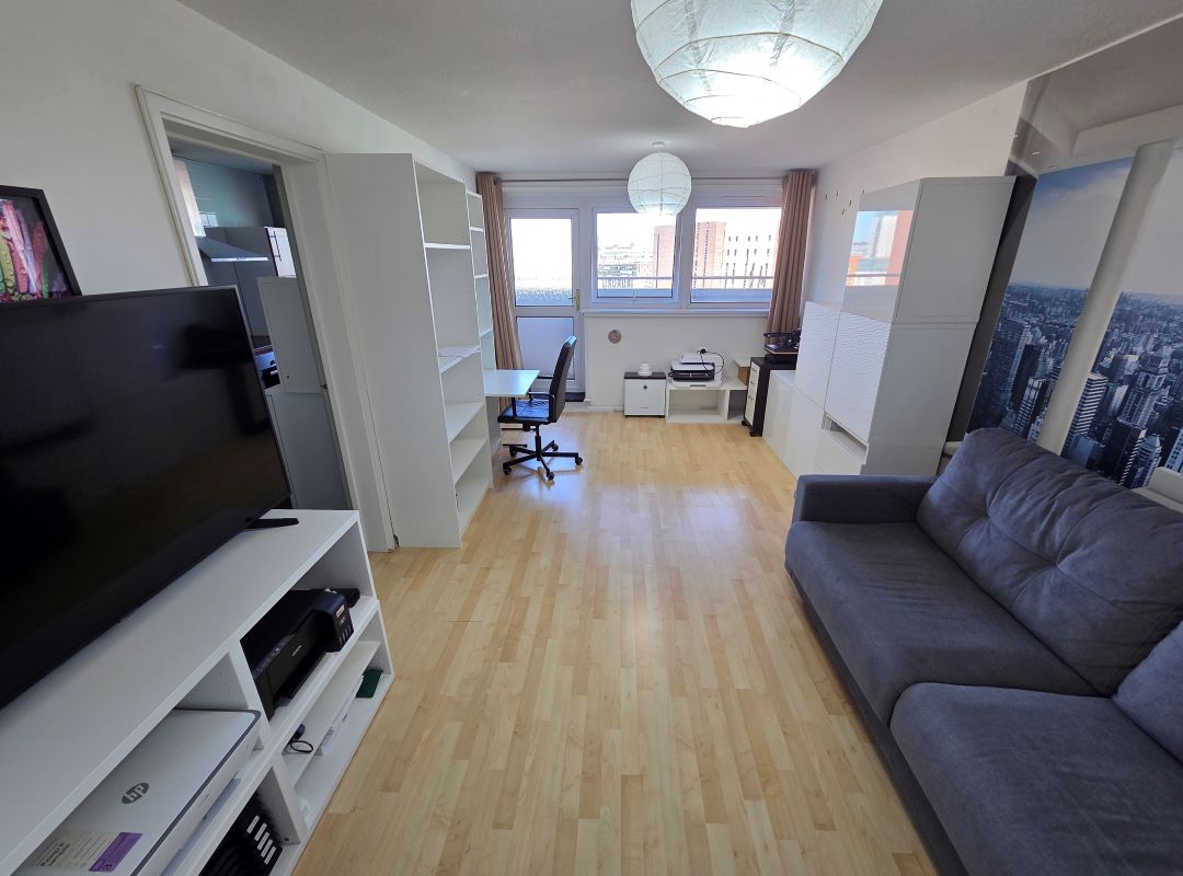 Flat 134 Cleveland Tower, Holloway Head, Birmingham, West Midlands, B1 1UE