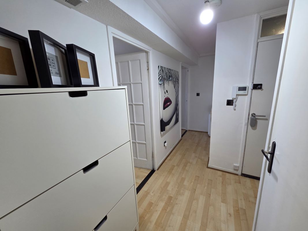 Flat 134 Cleveland Tower, Holloway Head, Birmingham, West Midlands, B1 1UE