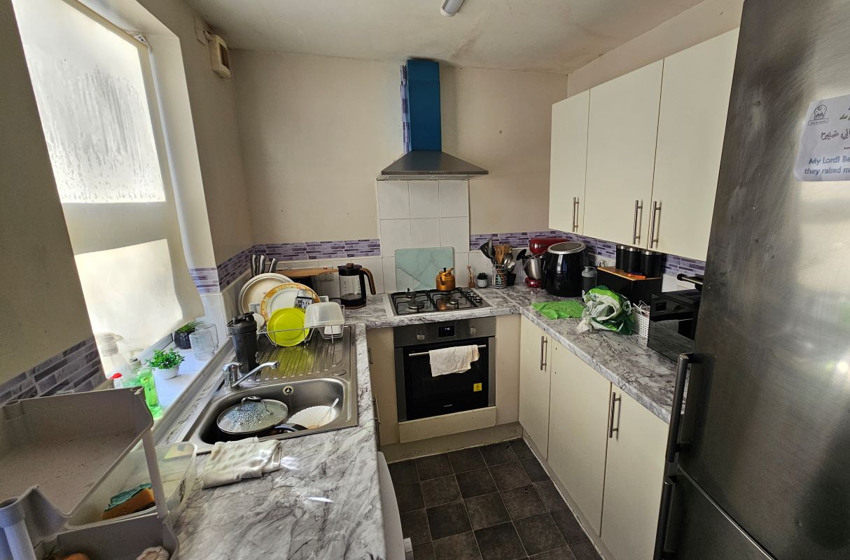 12 Bearwood Road, Smethwick, West Midlands, B66 4HH