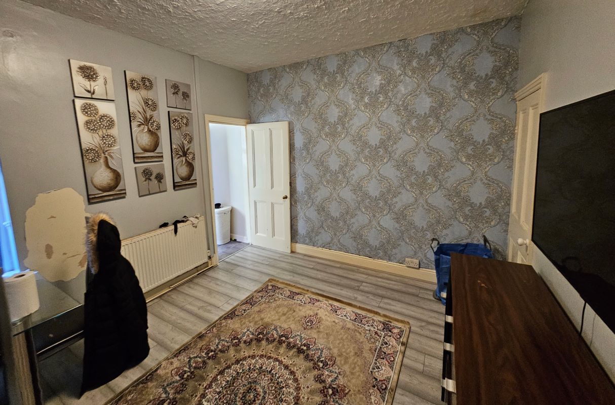 12 Bearwood Road, Smethwick, West Midlands, B66 4HH