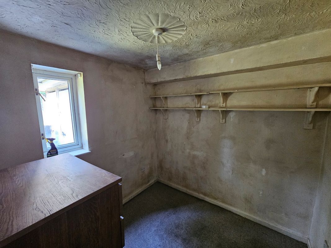 305 Foxdale Drive, Brierley Hill, West Midlands, DY5 3GX