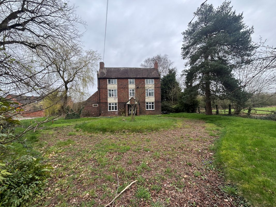 Black Lees Farm,, Wolverhampton Road, Shareshill, Wolverhampton, West Mids, WV10 7LY