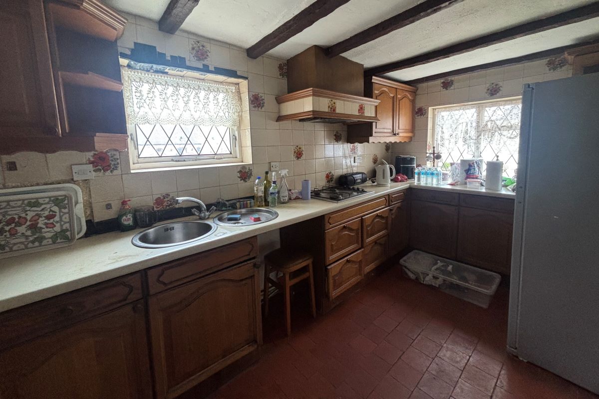 Black Lees Farm,, Wolverhampton Road, Shareshill, Wolverhampton, West Mids, WV10 7LY