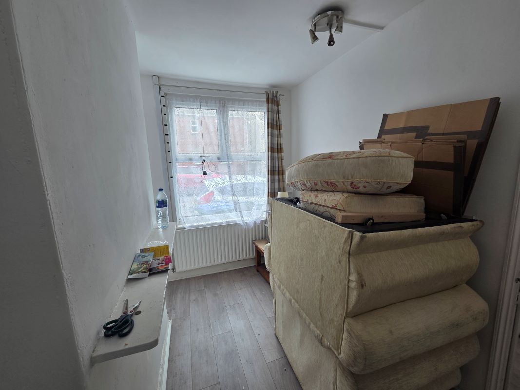 15 Coronation Road, Coventry, West Midlands, CV1 5BW