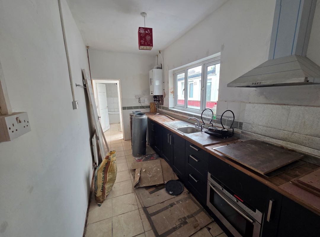 15 Coronation Road, Coventry, West Midlands, CV1 5BW