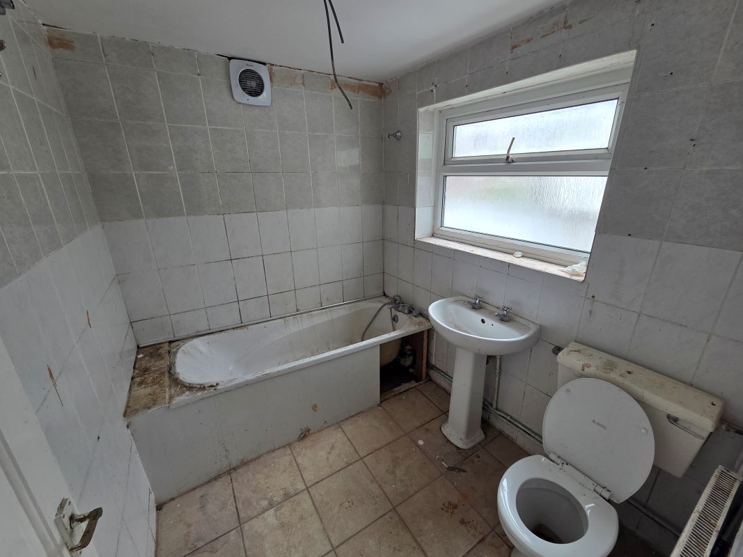 15 Coronation Road, Coventry, West Midlands, CV1 5BW