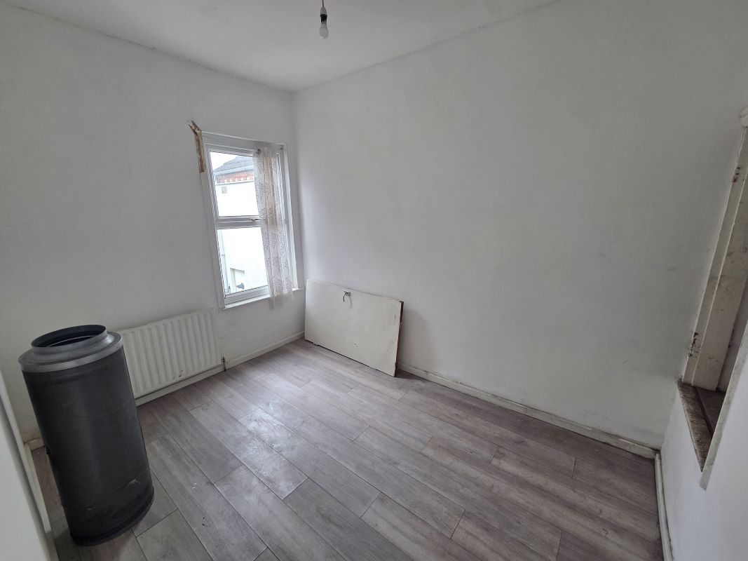 15 Coronation Road, Coventry, West Midlands, CV1 5BW
