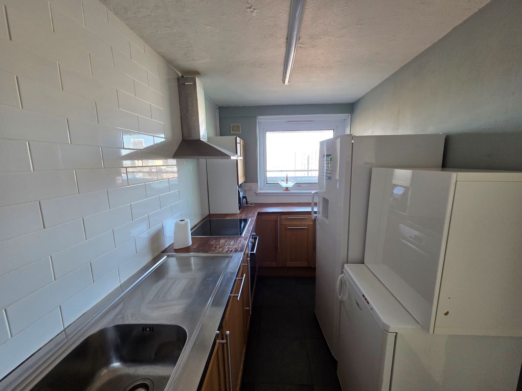 Flat 134 Cleveland Tower, Holloway Head, Birmingham, West Midlands, B1 1UE
