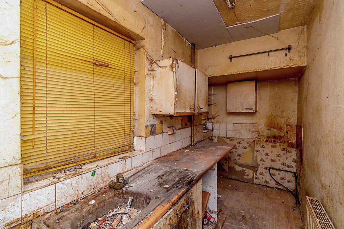 10 Crathorne Avenue, Wolverhampton, West Midlands, WV10 6BT