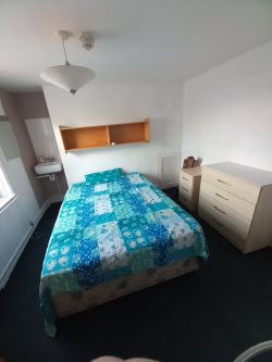 166 Uttoxeter New Road, Derby, Derbyshire, DE22 3JB