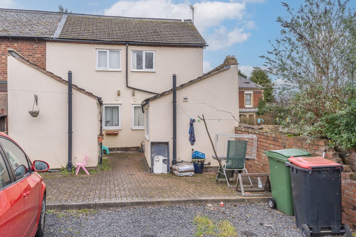 52 Mill Bank, Wellington, Telford, Shropshire, TF1 1SD