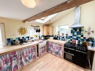 8 Prospect Place, Llanbadarn Fawr, Aberystwyth, Dyfed, SY23 3SQ