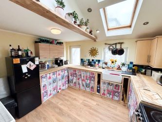 8 Prospect Place, Llanbadarn Fawr, Aberystwyth, Dyfed, SY23 3SQ