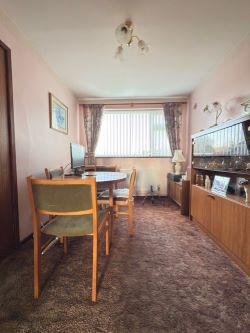 9 Matlock Avenue, Dawley, Telford, Shropshire, TF4 2DH