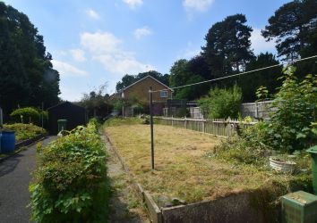 5 Newtown, Newport, Shropshire, TF10 7HT