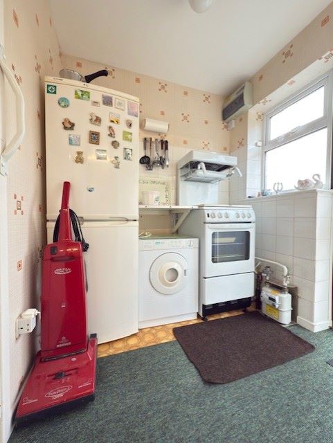 9 Matlock Avenue, Dawley, Telford, Shropshire, TF4 2DH