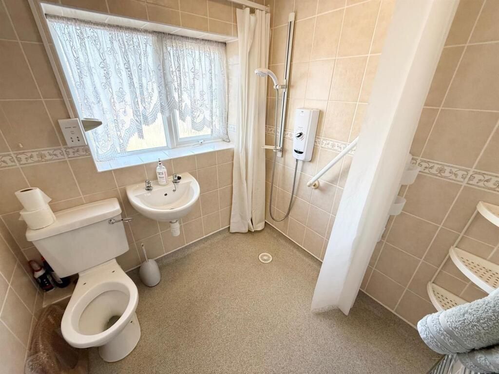 131 Moss Bank, Winsford, Cheshire, CW7 2EW