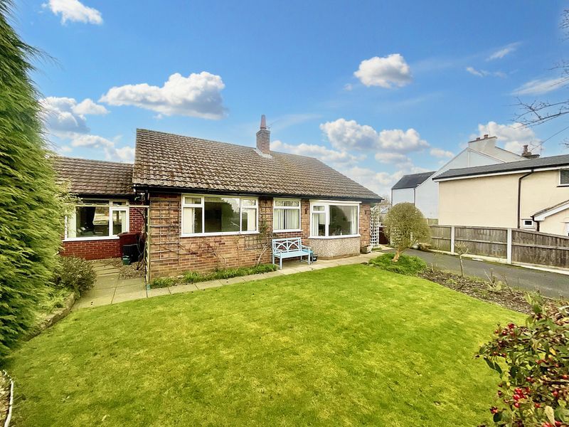 39 Church Lane, Oulton, Stone, Staffordshire, ST15 8UB