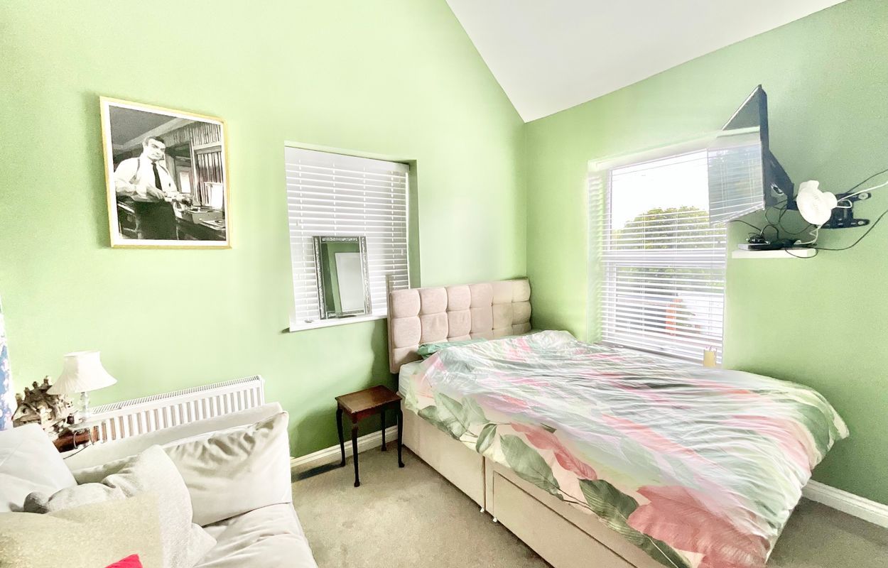 455 Uttoxeter Road, Blythe Bridge, Stoke, Staffordshire, ST11 9NT