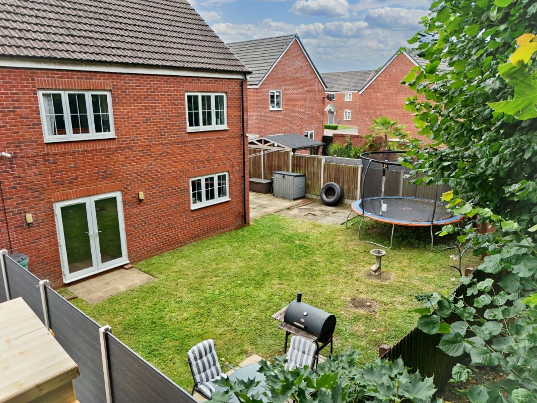 10 Park Court, Hadley, Telford, Shropshire, TF1 6AD