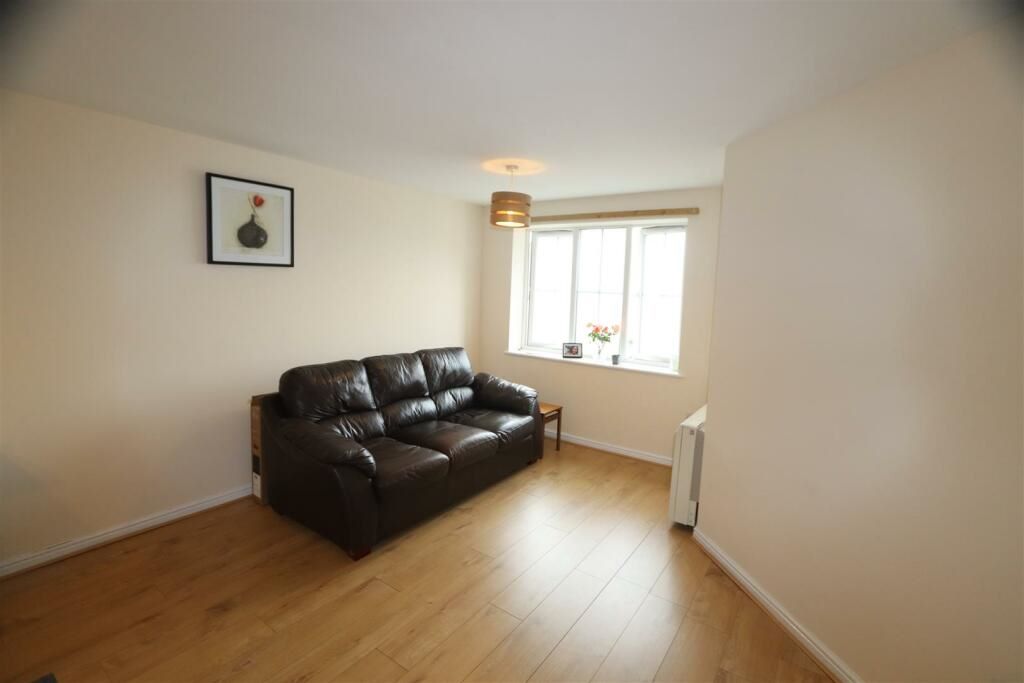 38 Ashwood Close, Oldbury, West Midlands, B69 4SD