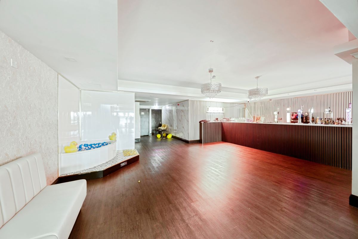 Lot Image