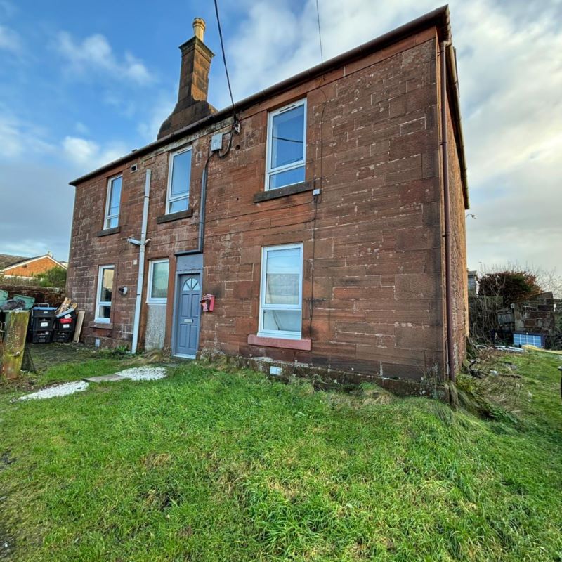 Charming Two Bedroom First Floor Flat in Mauchline