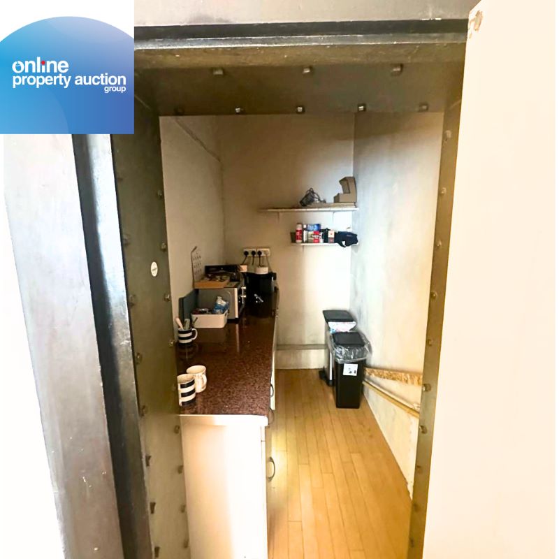 182 Bath Street, Glasgow, Lanarkshire, G2 4HG