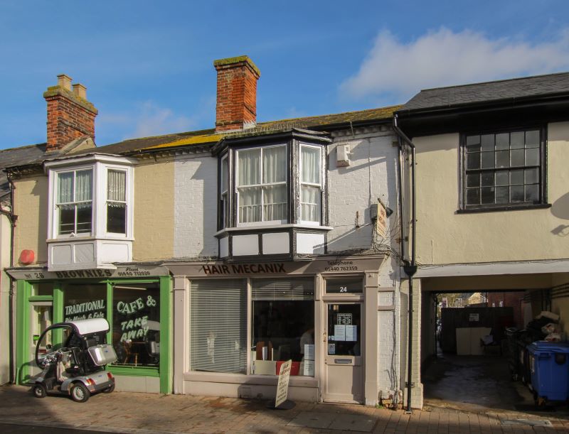 24 & 24a Queen Street for sale at auction on 13 Mar 2019 0200 PM