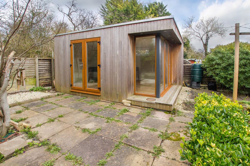 86 Macaulay Avenue, Great Shelford, Cambridge, CB22 5AF