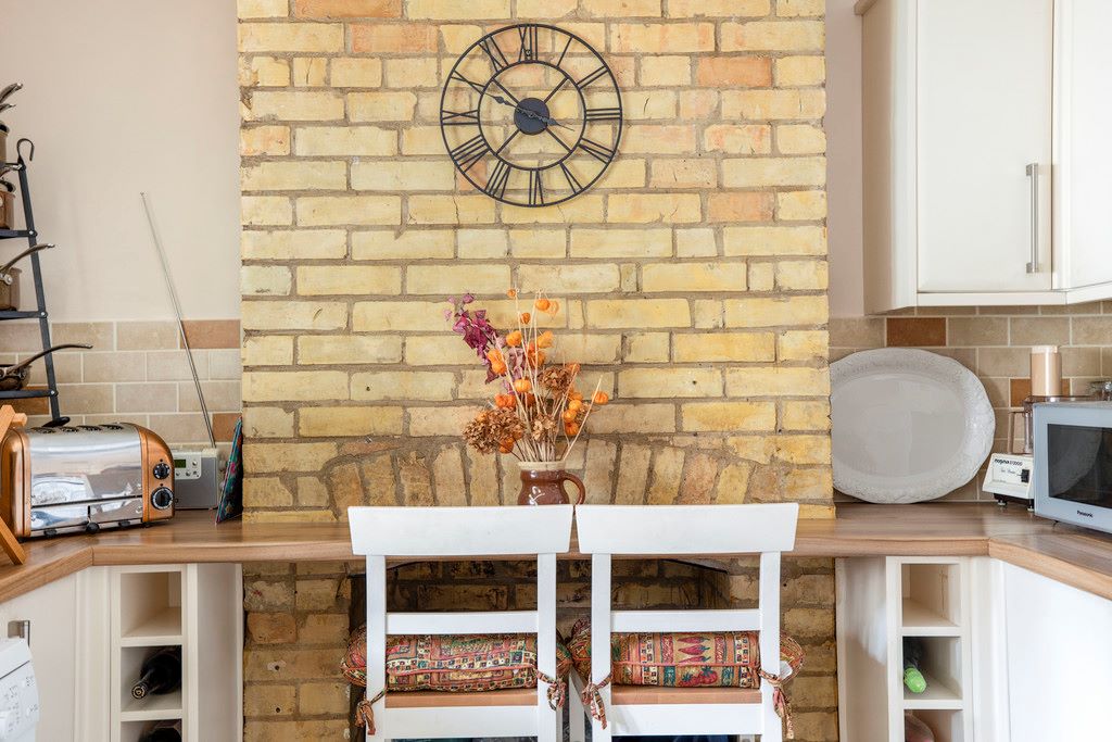 Vine Cottage, 11A Rock Road, Royston, Hertfordshire, SG8 5EU