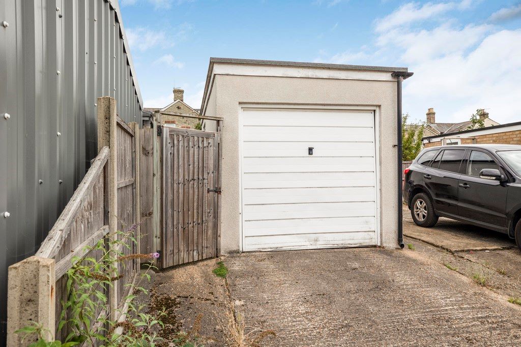 Vine Cottage, 11A Rock Road, Royston, Hertfordshire, SG8 5EU