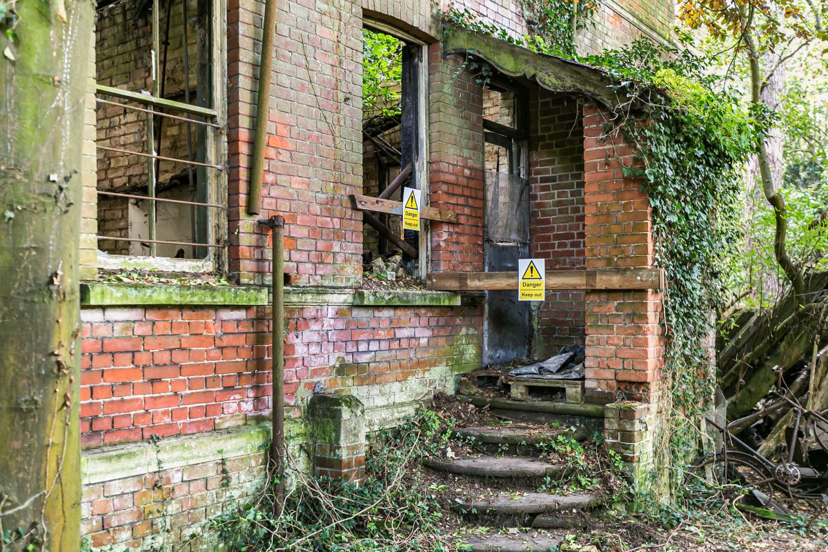 Redlands, Station Road, Longstanton, Cambridge, Cambridgeshire, CB24 3DS