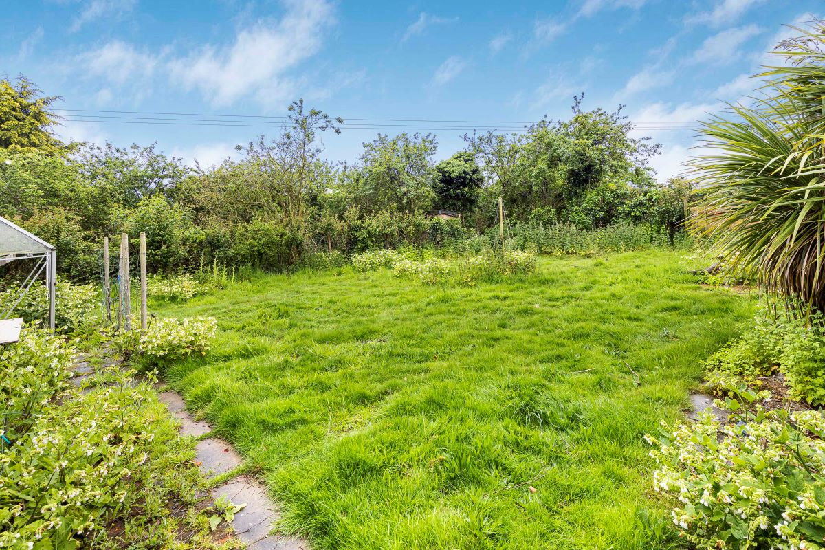 Whitehouse Farm, Whitehouse Farm Lane, Flixton, Suffolk, NR32 5PG