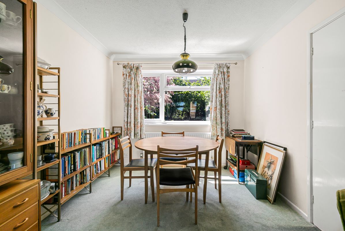 1 Abbots Close, Cambridge, Cambridgeshire, CB4 2SY